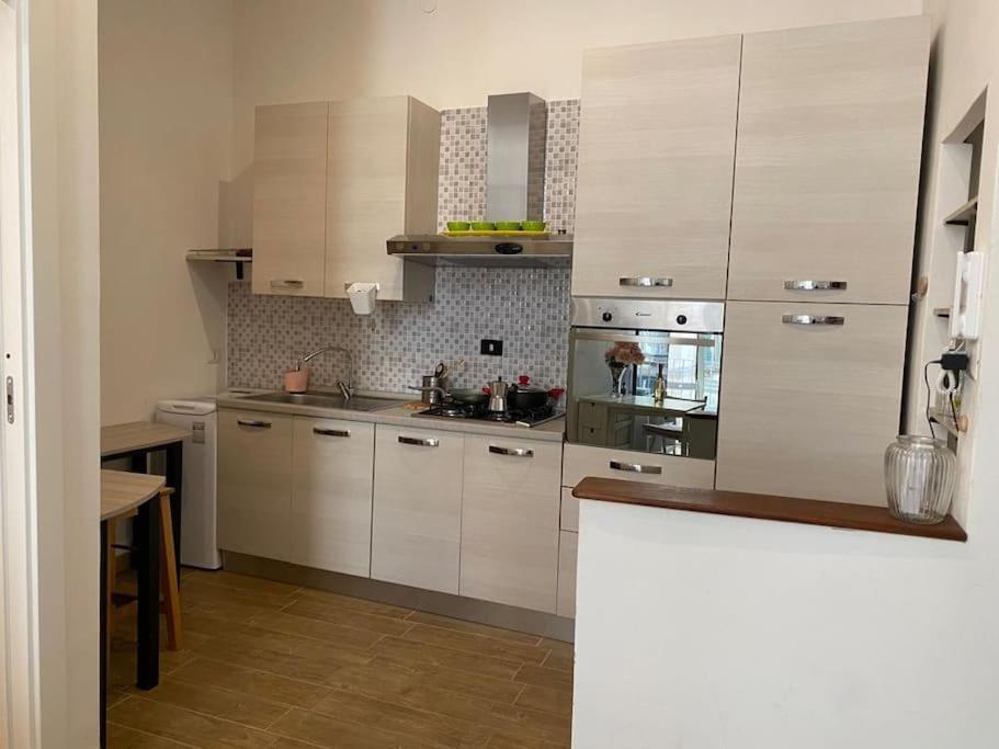 Casa Sangio Nel Cuore Di Napels